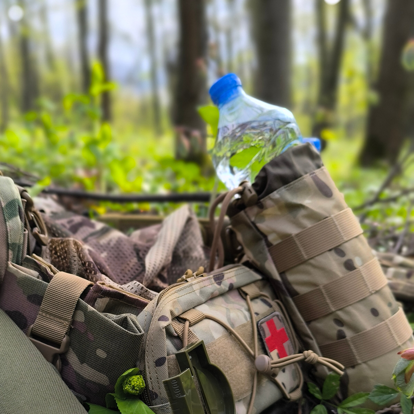 #torbica_za_vodu_za_boravak_u_prirodi_izvidanje_osmatranje_airsoft_specijalce_padobrance_prezivljavanje_prva_linija_6#