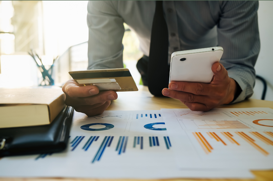 Unapređeni ecommerce model: Trostruki sistem prodaje