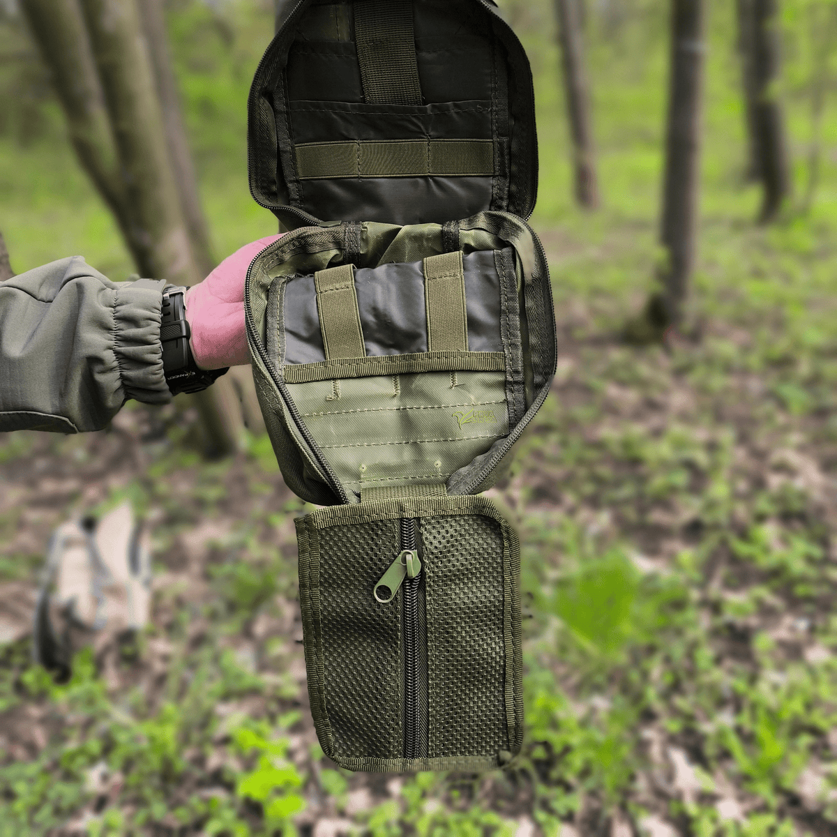 #takticka_torbica_za_prvu_pomoc_za_teren_prezivljavanje_kampovanje_boravak_u_prirodi_izvidanje_osmatranje_airsoft_specijalce_padobrance_otvorena_prva_linija#